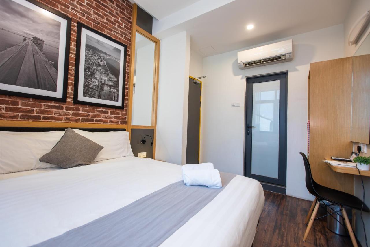 B Street Hotel George Town