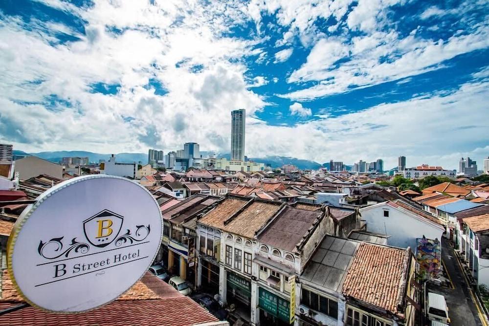 Hotel B Street 2*