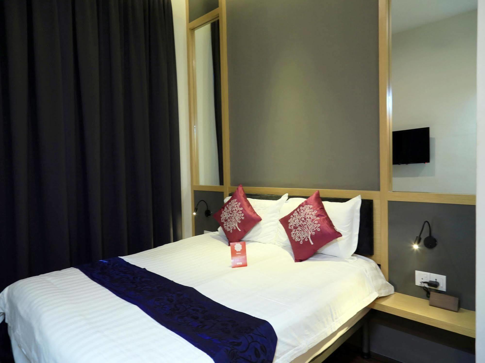 B Street Hotel George Town